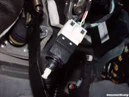 See P0C82 repair manual